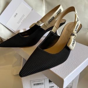 NIB J'ADIOR SLINGBACK PUMP- Black Fabric - size 38.5
